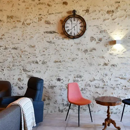 別荘 Renove Avec Piscine Interieure, Accessible Pmr, En Plein Coeur Du Bocage Vendeen. - Fr-1-426-536 Cheffois