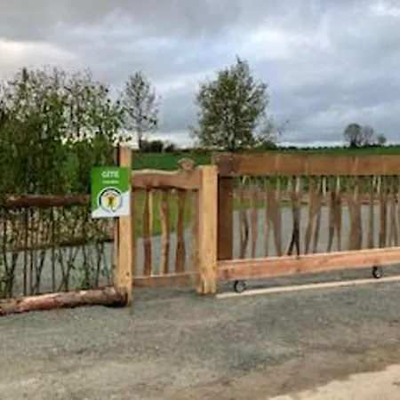 別荘 Renove Avec Piscine Interieure, Accessible Pmr, En Plein Coeur Du Bocage Vendeen. - Fr-1-426-536 Cheffois