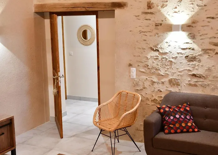 Renove Avec Piscine Interieure, Accessible Pmr, En Plein Coeur Du Bocage Vendeen. - Fr-1-426-536 Prázdninový dům