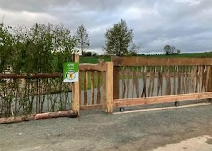 Prázdninový dům Renove Avec Piscine Interieure, Accessible Pmr, En Plein Coeur Du Bocage Vendeen. - Fr-1-426-536 Cheffois