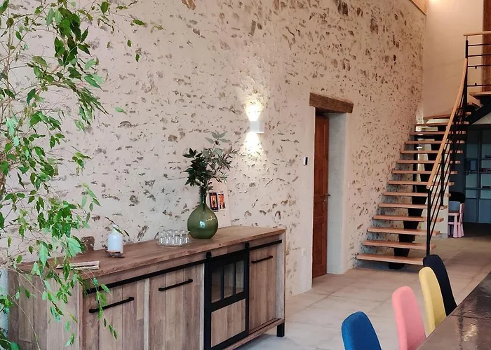 Renove Avec Piscine Interieure, Accessible Pmr, En Plein Coeur Du Bocage Vendeen. - Fr-1-426-536 Prázdninový dům