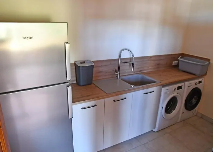 Renove Avec Piscine Interieure, Accessible Pmr, En Plein Coeur Du Bocage Vendeen. - Fr-1-426-536 Prázdninový dům *